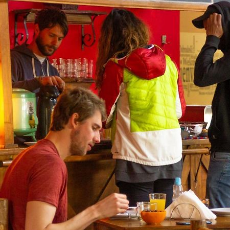 Hostel Inn Calafate Ел Калафате Екстериор снимка
