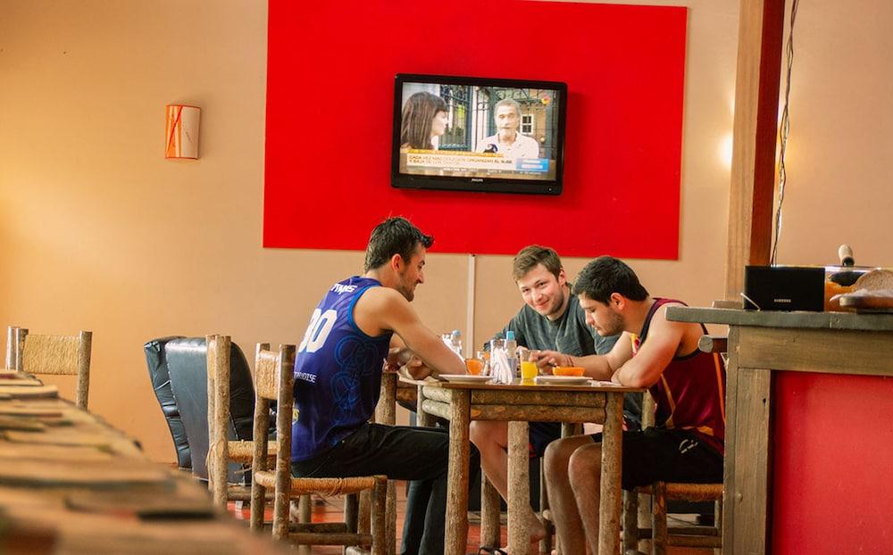 Hostel Inn Calafate Ел Калафате Екстериор снимка