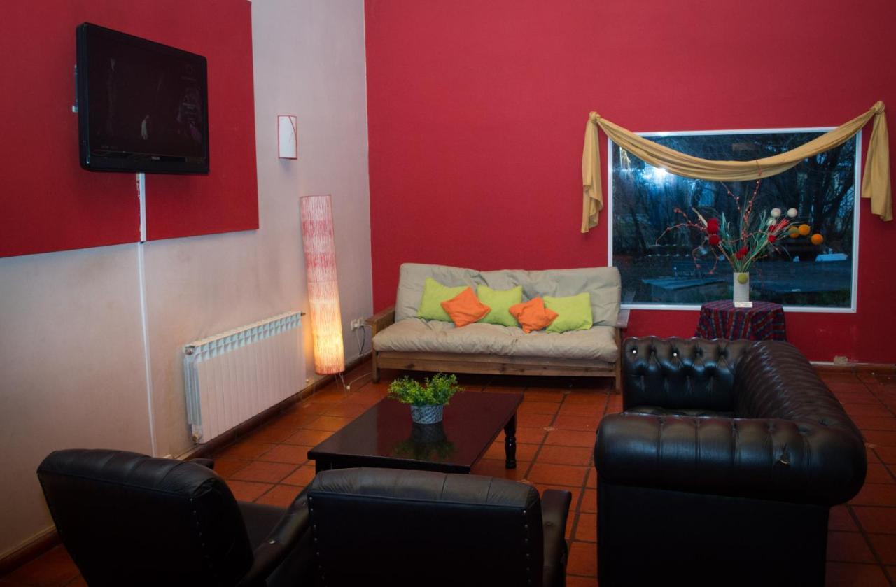 Hostel Inn Calafate Ел Калафате Екстериор снимка